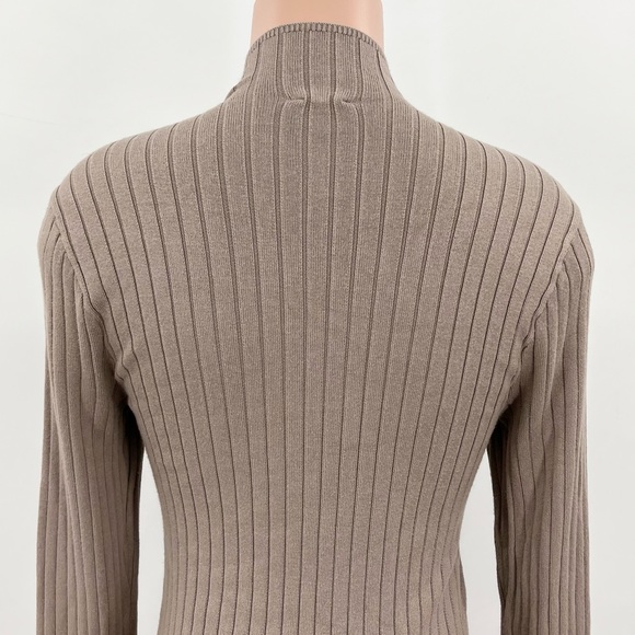 Abercrombie & Fitch Ribbed Knit Fitted Sweater Dress - Picture 5 of 8